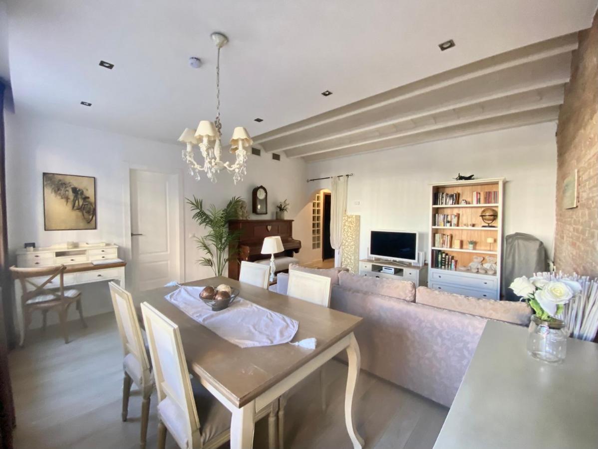 Sant Antoni Lovely Apartment บาร์เซโลนา ภายนอก รูปภาพ